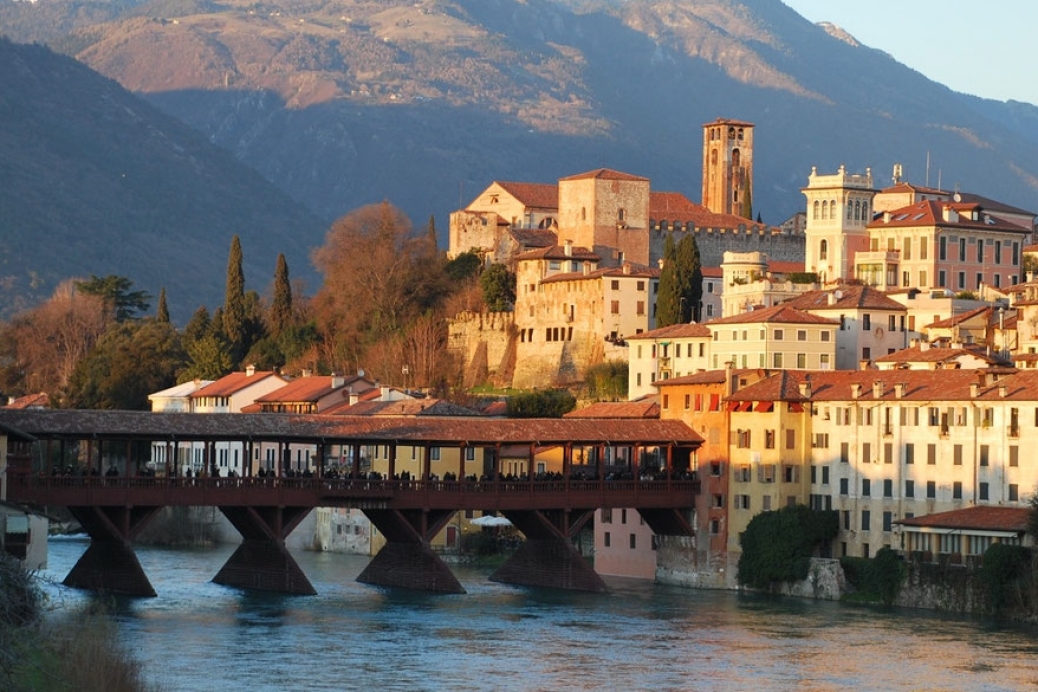 Bassano e i suoi gioielli, dal ponte alla grappa